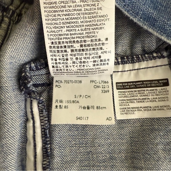 Levi's Blue Denim Button Trucker Jean Jacket Size Small - Picture 12 of 12
